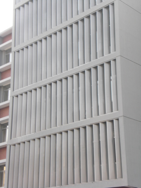 �п����ΰ��~